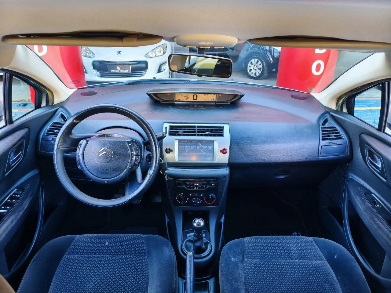 Interior frontal
