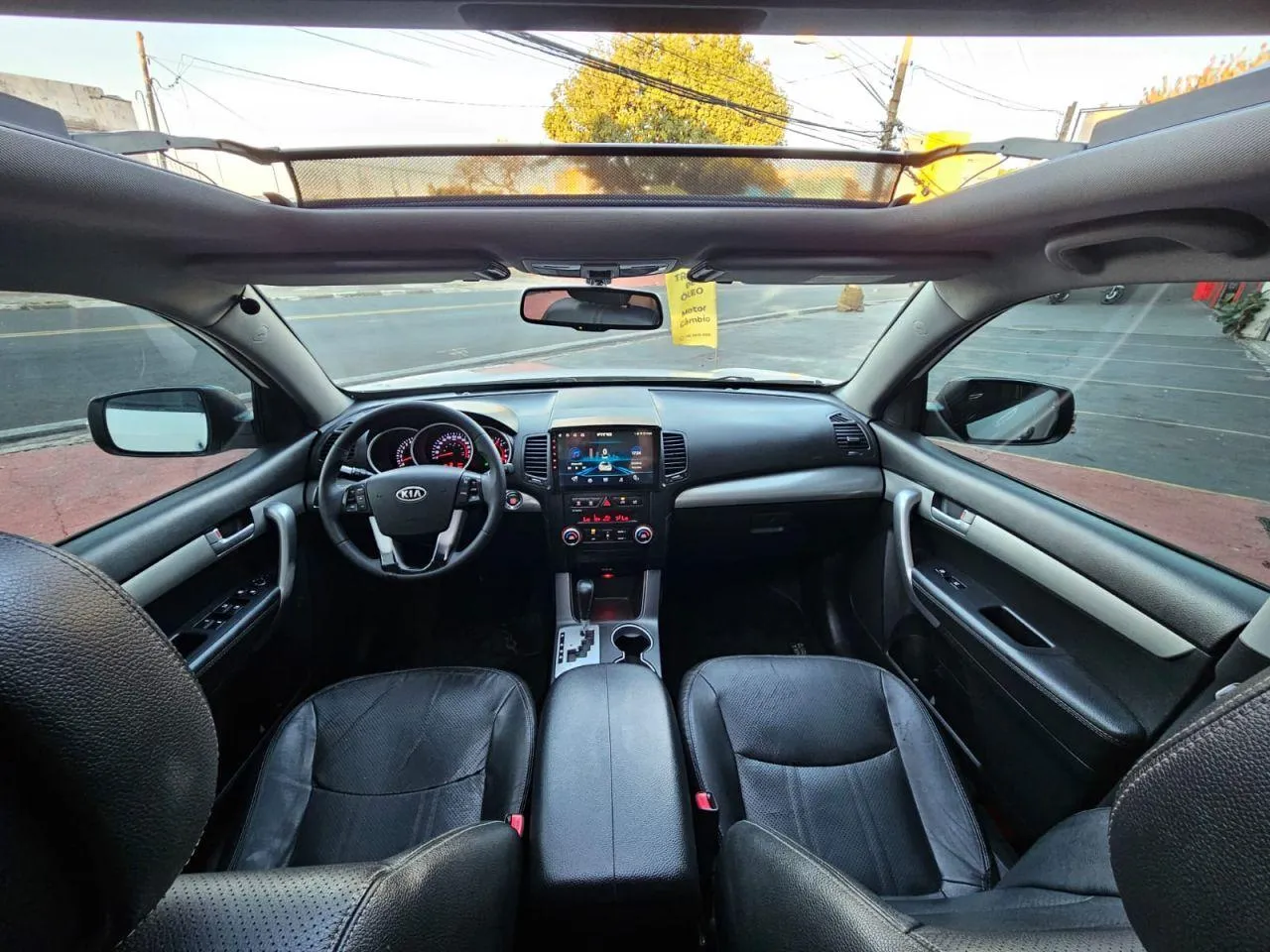 Interior frontal