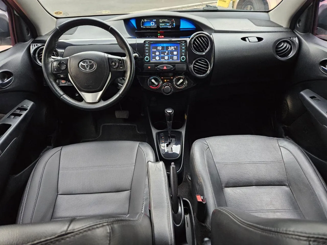 Interior frontal