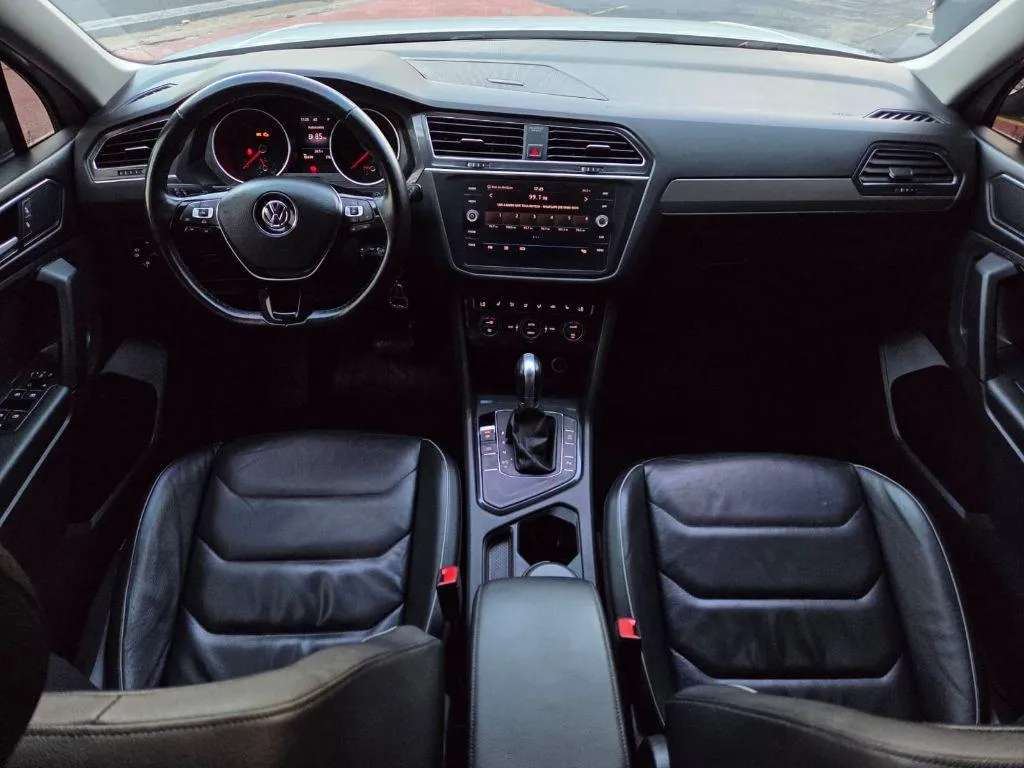 Interior frontal